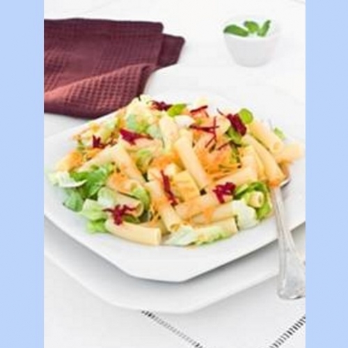 Salada colorida com iogurte